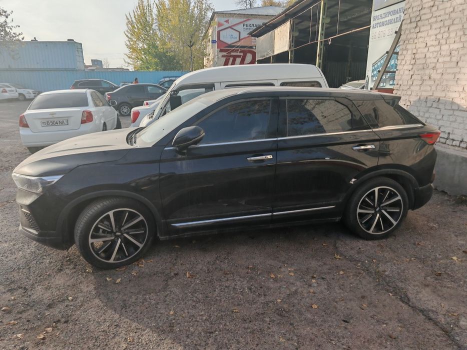 BESTUNE T77 2021 йил сотилади