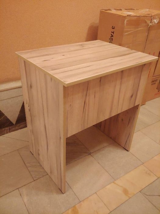 Одинарные парты для учебных центров а также штучно по приемлемой цене