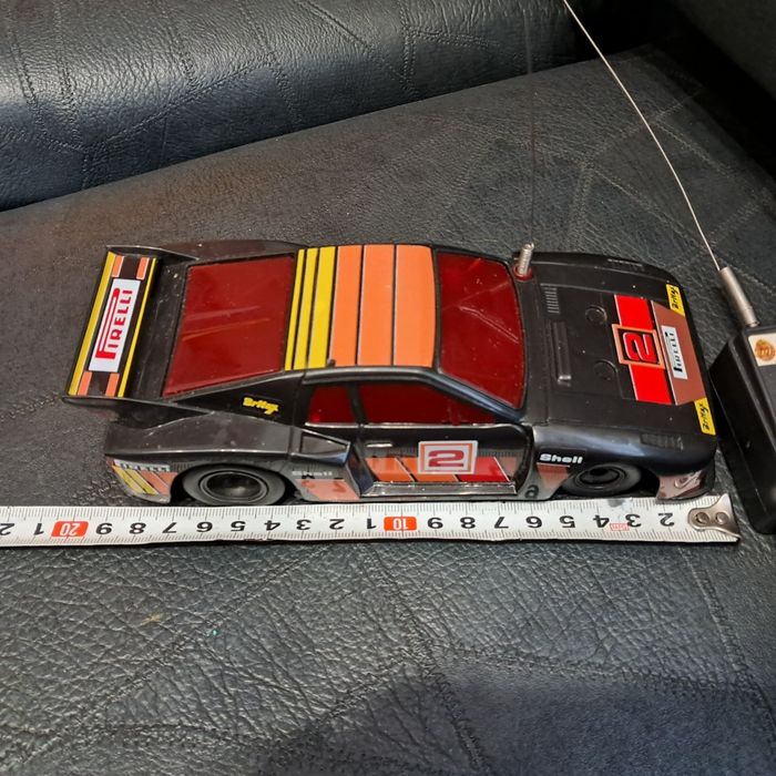 Автомобил Ланчия с радио управление