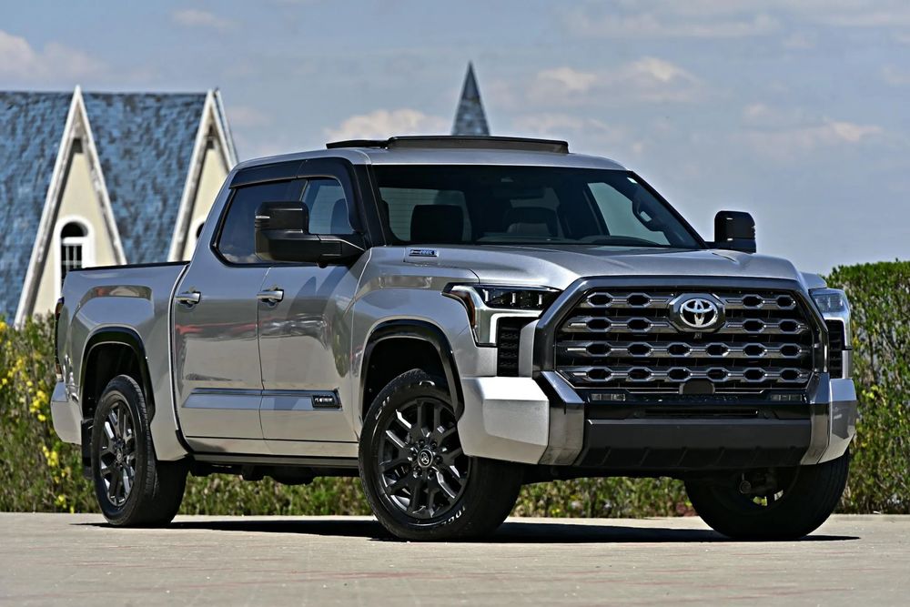 Toyota Tundra Hibrid * I-Force Platinum * 437HP * Full