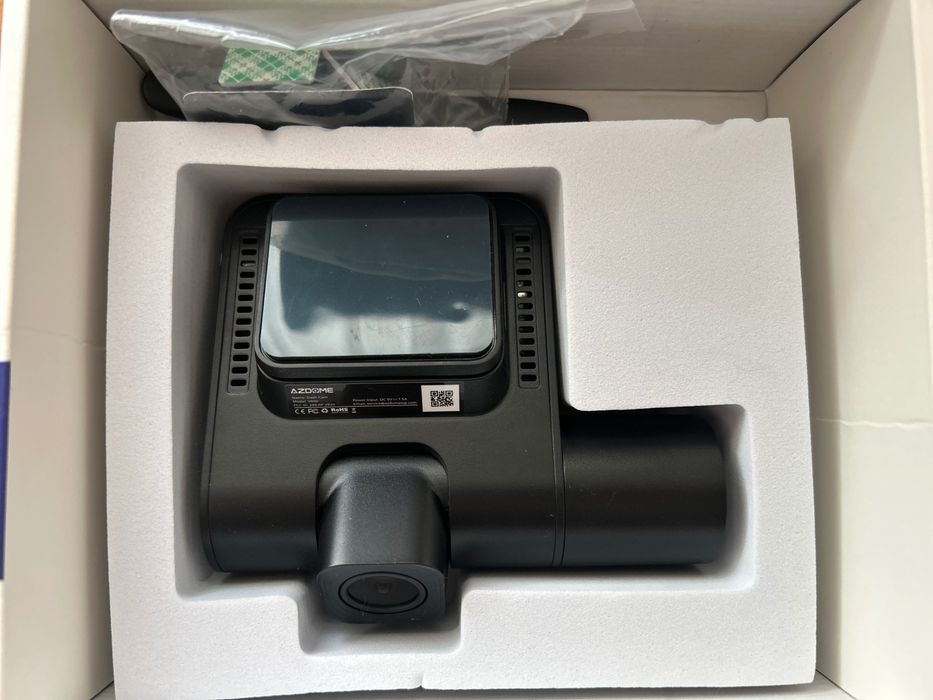 Автомобилна камера AZDOME V600 — НОВА!