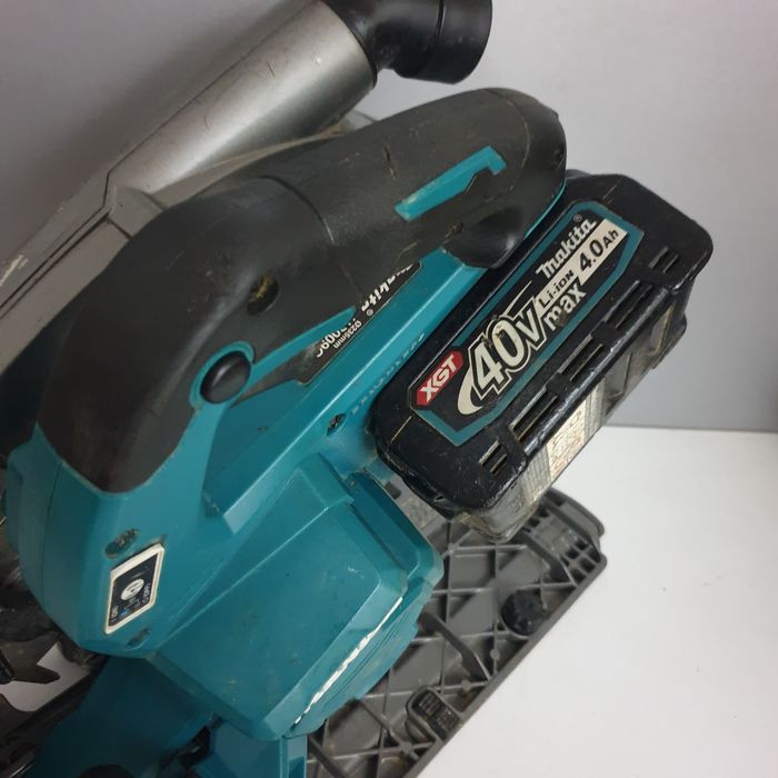 Makita HS 009G Fierăstrău circular Brushless 40V 4.0AH Li-Ion