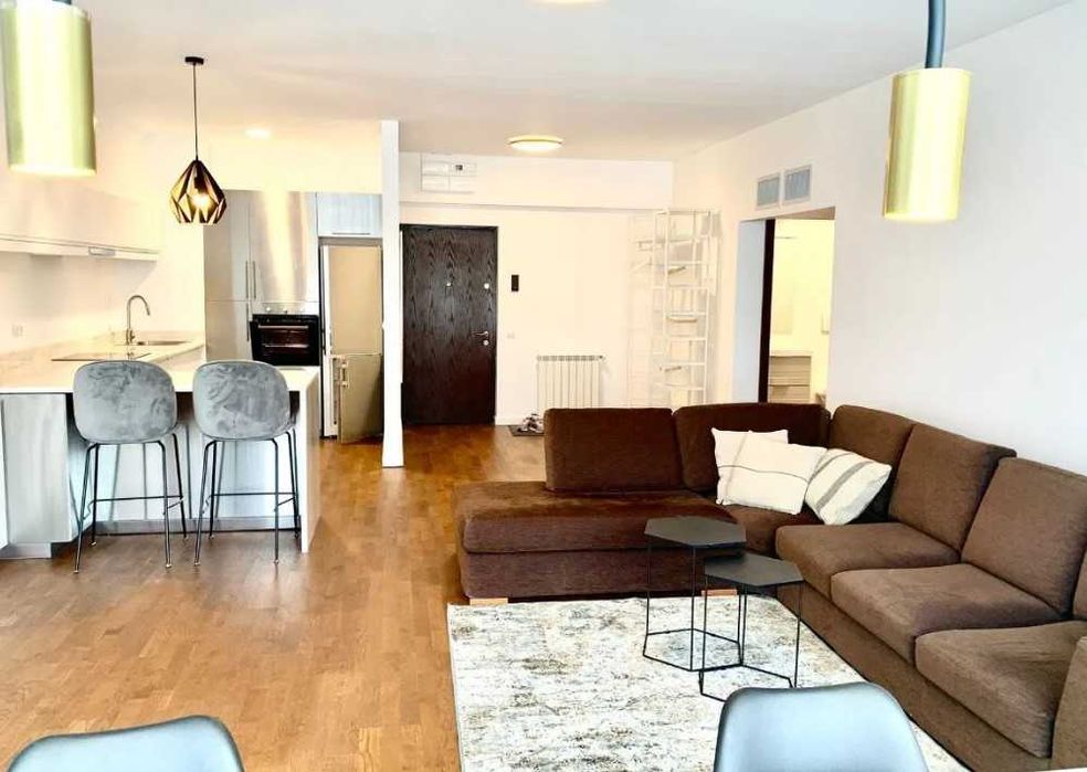 Дава се под наем Двустаен апартамент в Пловдив, Остромила - 56 кв.м за 229.5 € - Снимка #1