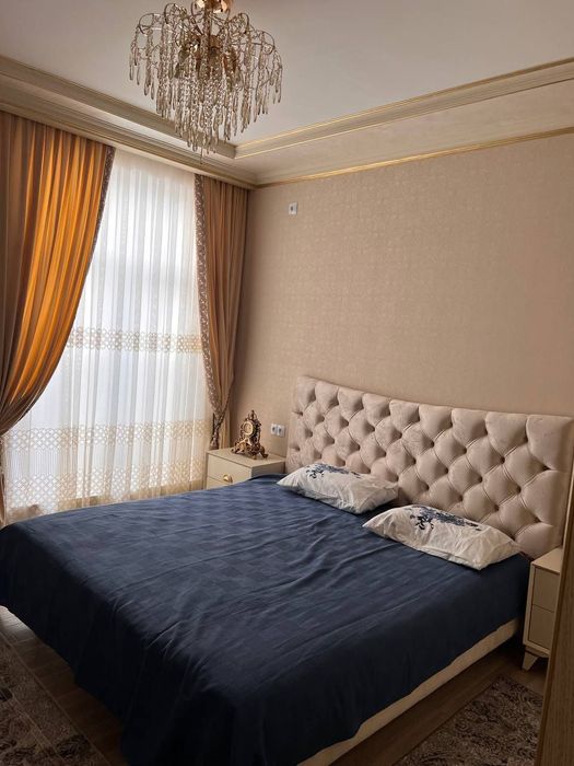 Сдаю 2х комнатную Паркентский новостройка