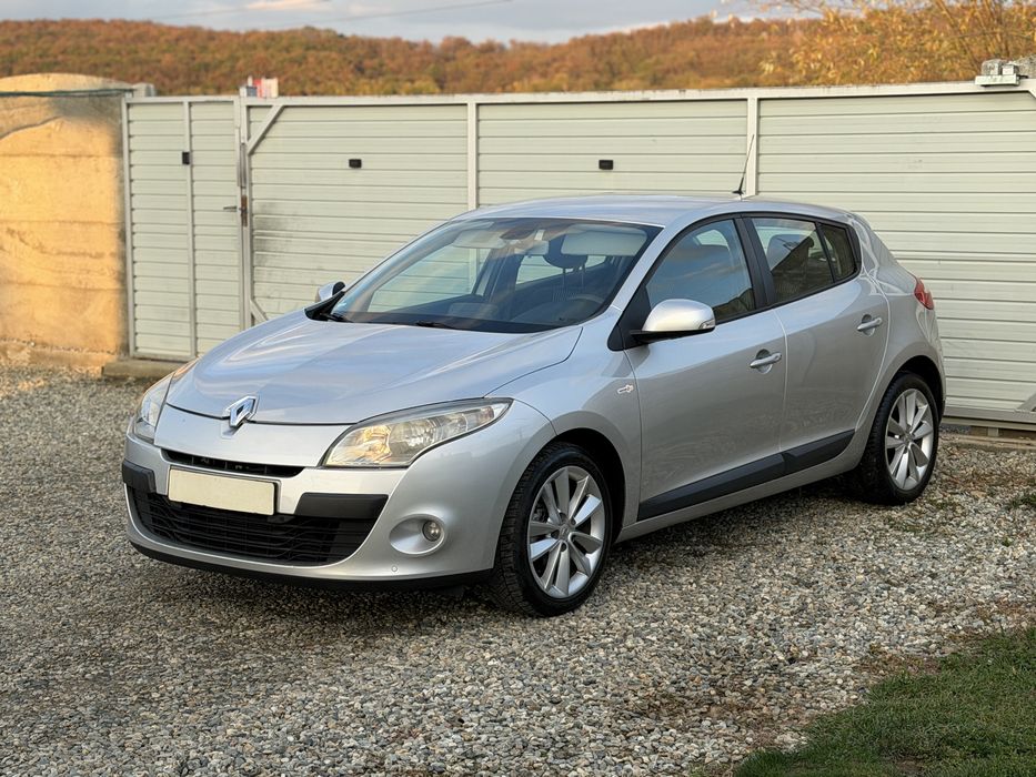 Renault Megane 3 -  2011 - 1.4 TCE -130 CP - Euro 5 - Navigatie - Climatronic - Jante