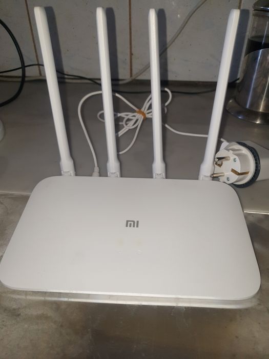 Продам  Wi-fi роутер.