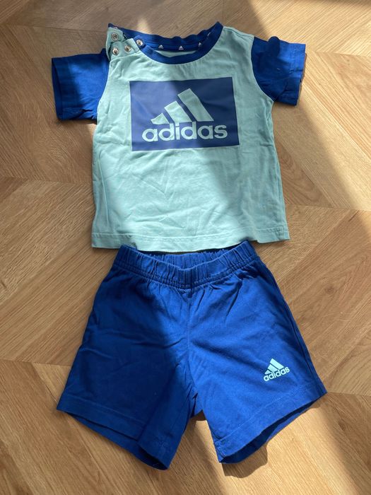 Бебешки дрехи next Adidas okaidi