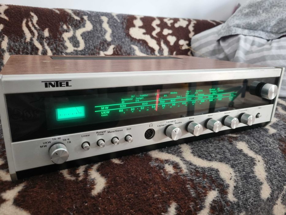Receiver Intel 8012