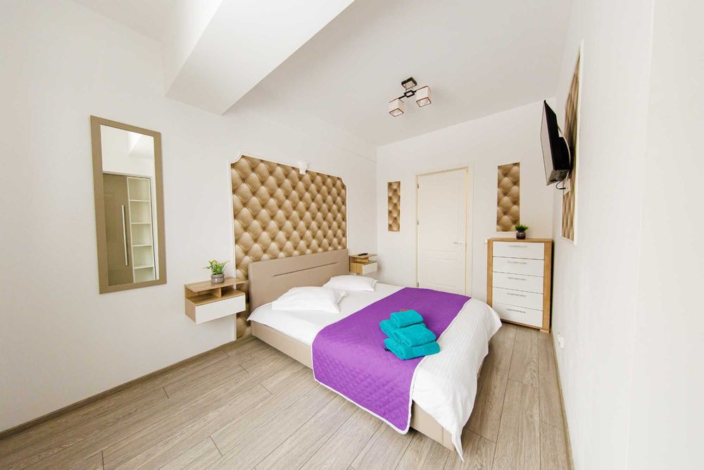 IS Cazare in Apartamente 1-2-3 Cam Regim Hotelier Palas-Newton-Centru