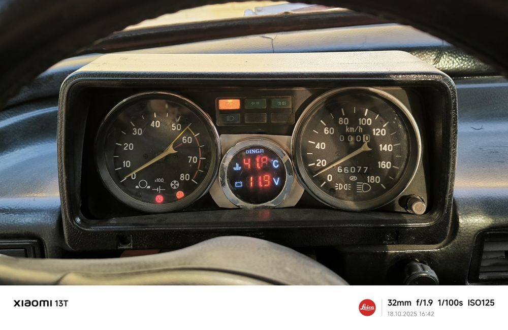 Xolati alo darajadagi Moskvich 412