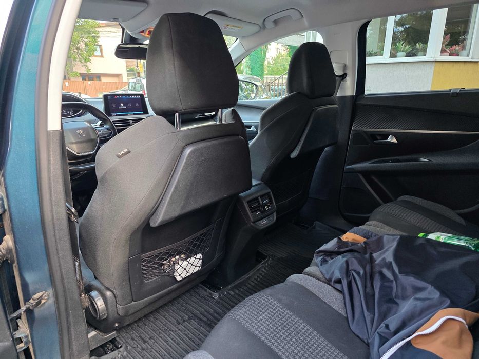 PEUGEOT 5008 , automat ,diesel,  stare foarte buna .7 locuri. TVA INCLUS