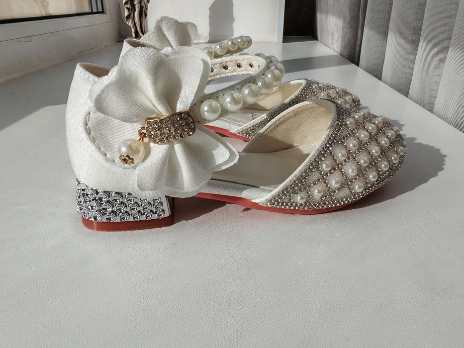 Туфли новые, 26 размер