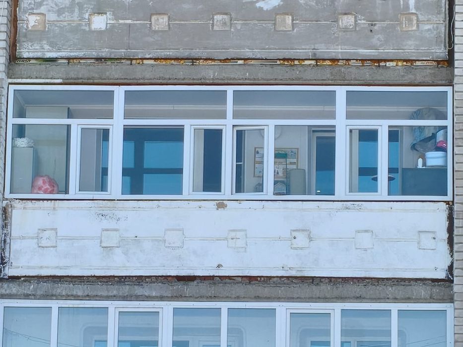 Продам б/у остекление лоджий