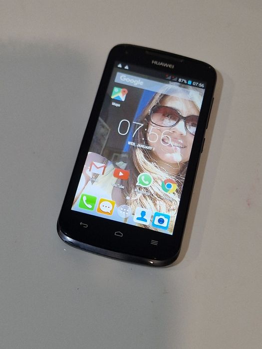 Telefon huawei cu touchscreen