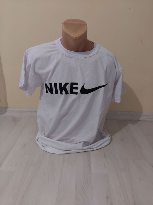 Tricouri baieti Nike si Adidas.