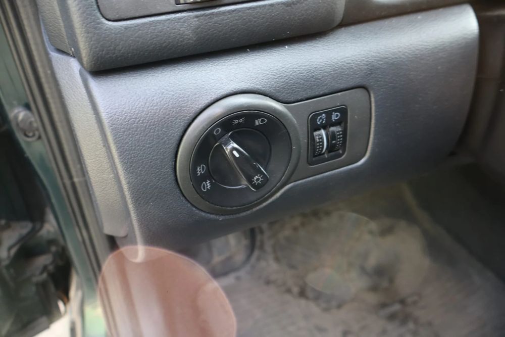 Comutator faruri Skoda Octavia 2002 1.9 TDI MT (110 hp)