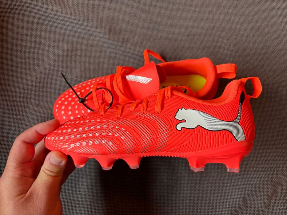 Ghete fotbal Puma Future 9 Play FG/AG – noi