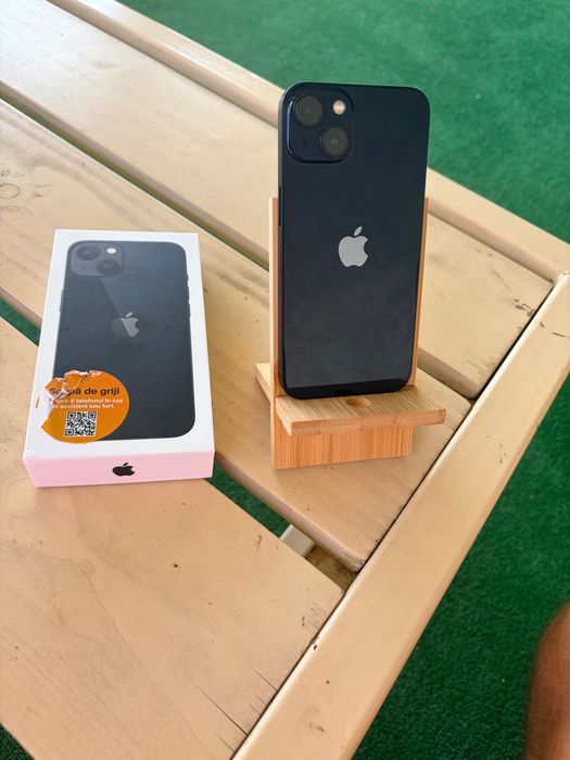 De vanzare Iphone 13  black de 128 GB