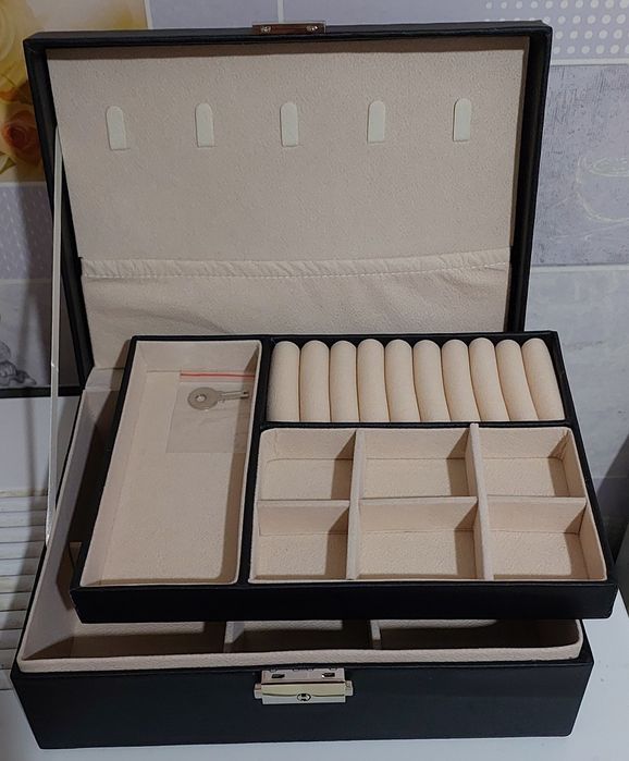 Органайзер для украшений