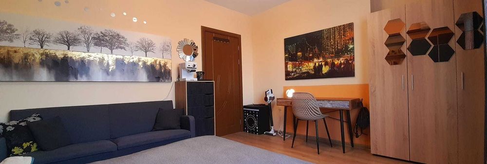 Двустаен нов, напълно обзаведен в центъра на Хисаря