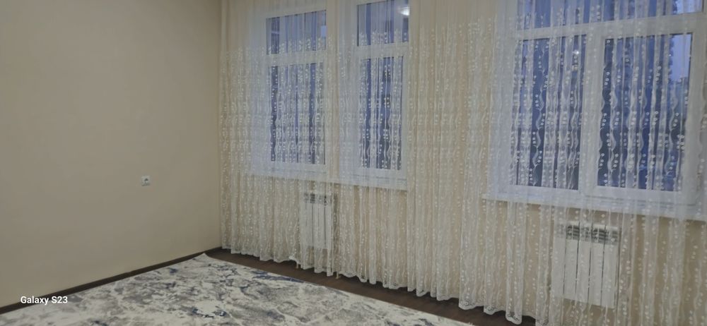Пардалар 3 дона, зал ва етокхонага, холати яхши
