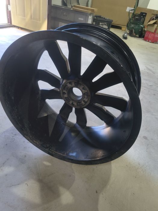 Jantă Originală VW Touareg R21 Suzuka OEM – Negru Lucios – 1 Bucată cod 760 601 025 D