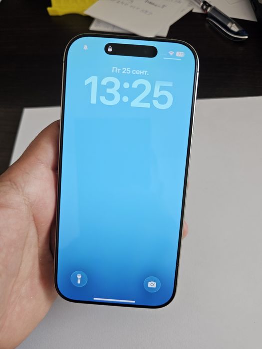iPhone 16 pro 256gb