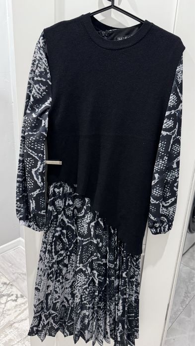 Продам платье двойку размер 44/46