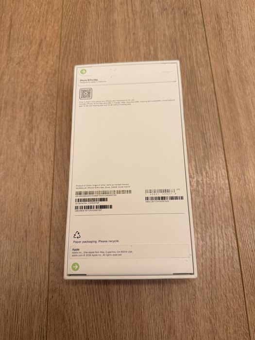 Запечатан! Iphone 18 PRO MAX 256GB Silver / Чисто НОВ!