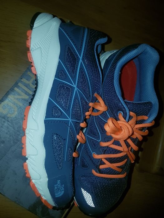 Туристически маратонки the north face