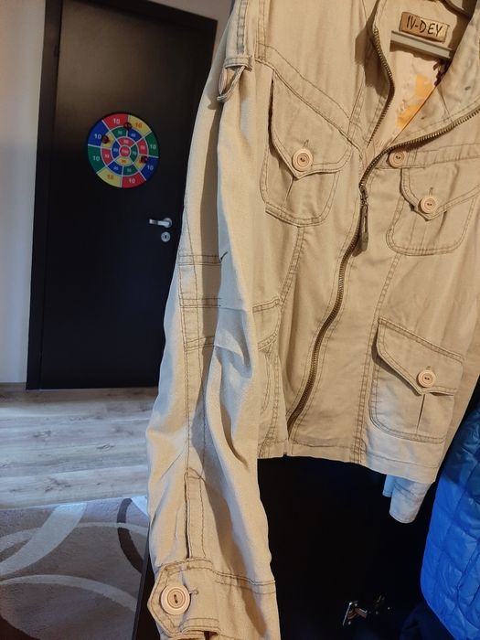 Продавам дамско пролет,есен яке