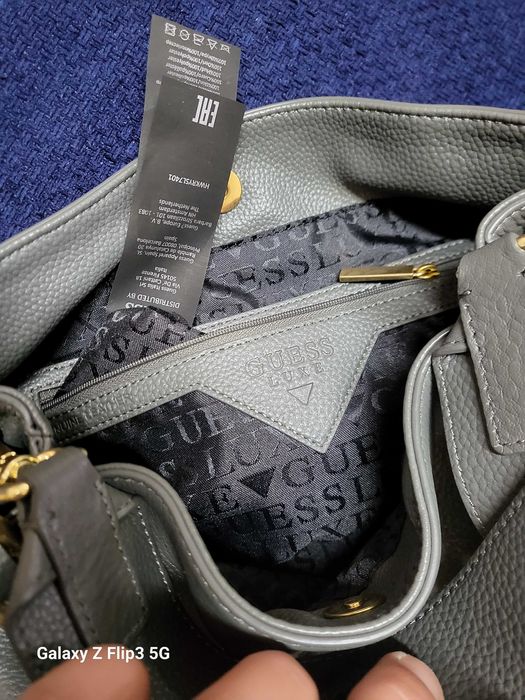 Чанта GUESS LUXE естествена кожа