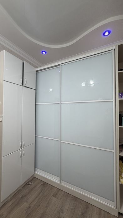 Продается шкафы в хорошем состоянии