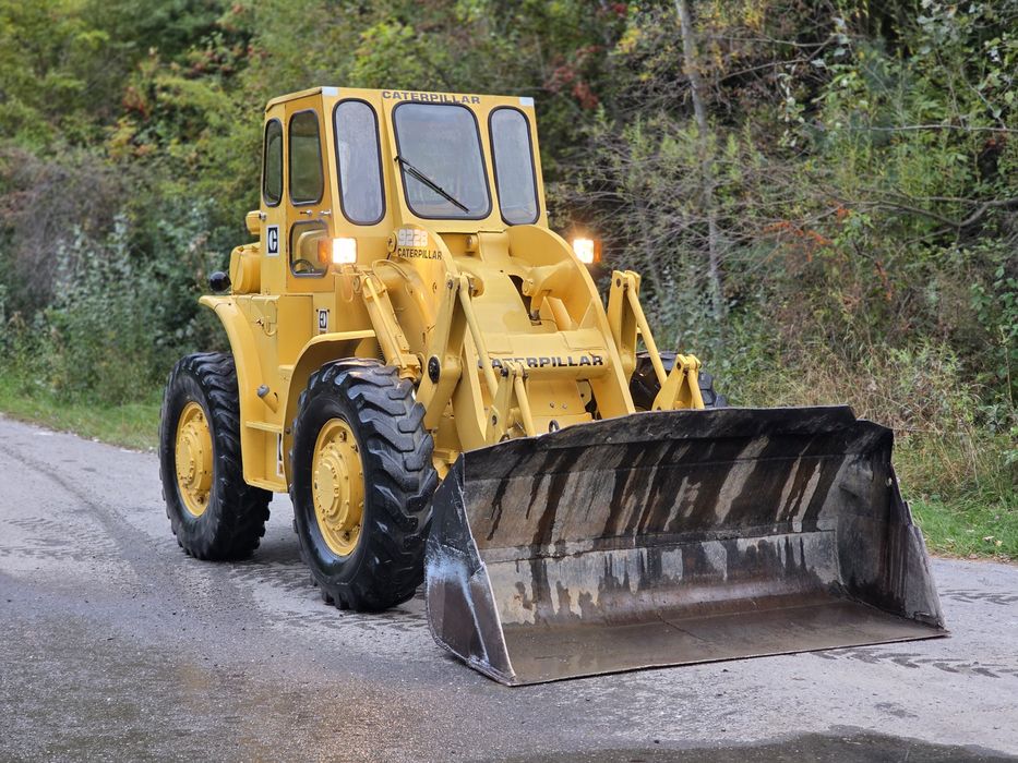Volă Incărcător frontal Caterpillar 8t 4x4 Cuplă rapidă