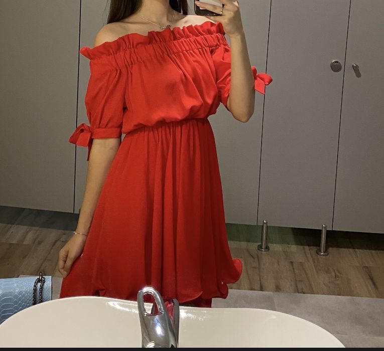 Rochie rosie de vara