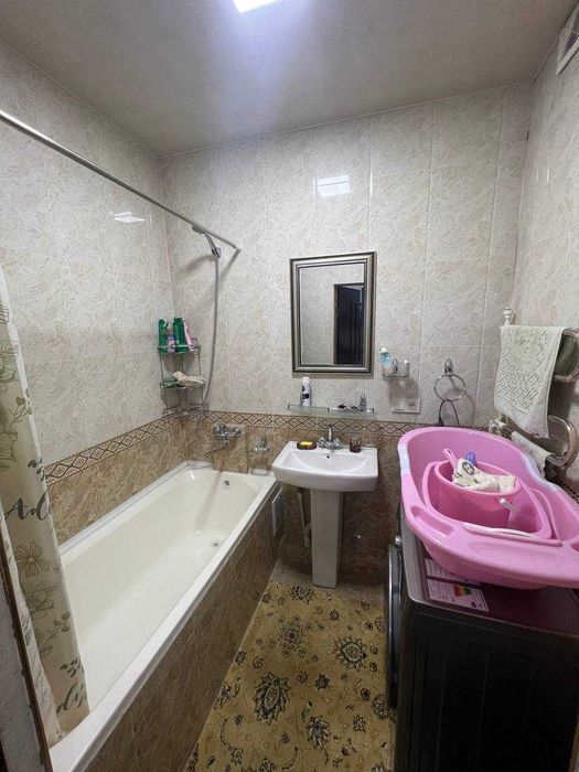 Карасарай 3в4хКомнатная 74м2 С ремонтом  Продаётся !!!