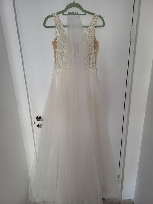 Rochie Mireasa marimea S, cadou voal