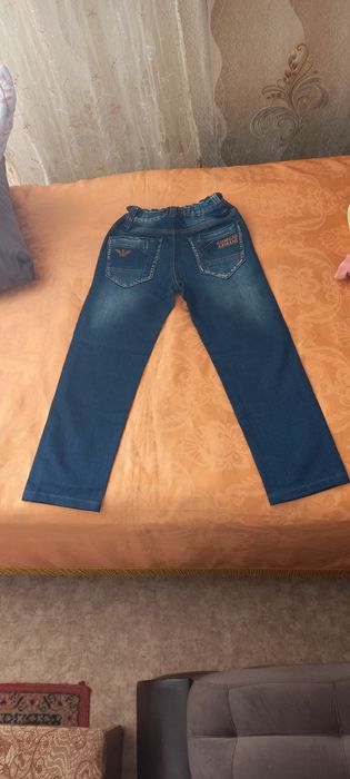 Срочно продам джинсы