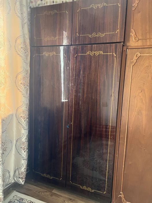 Продам шкаф две.