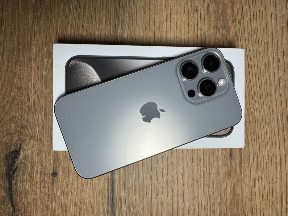iPhone 15 Pro 256GB Natural Titanium