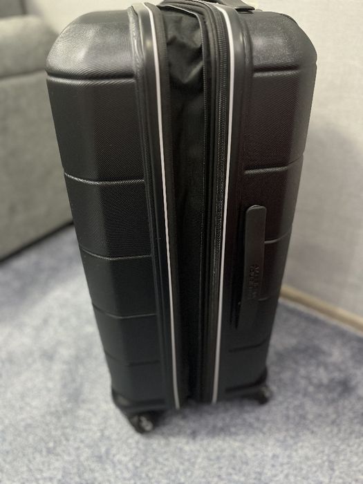 Новый чемодан American Tourister, 24" Spinner, оригинал, расширяющийся