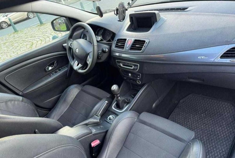 Dezmembrez Renault Megane 3 GT line 2012 interior exterior