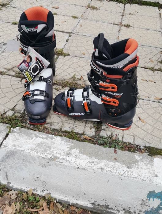 Продавам ски обувки