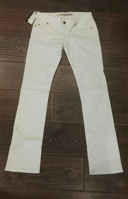 Дънки женски - разпродажба всичко на една цена