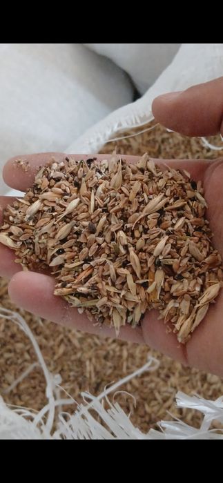 Зерноотходы в мешках сухой