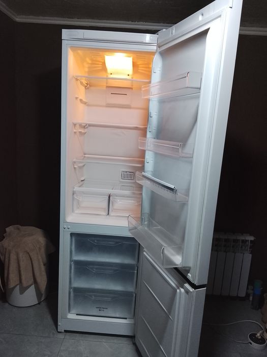 Холодильник NO Frost