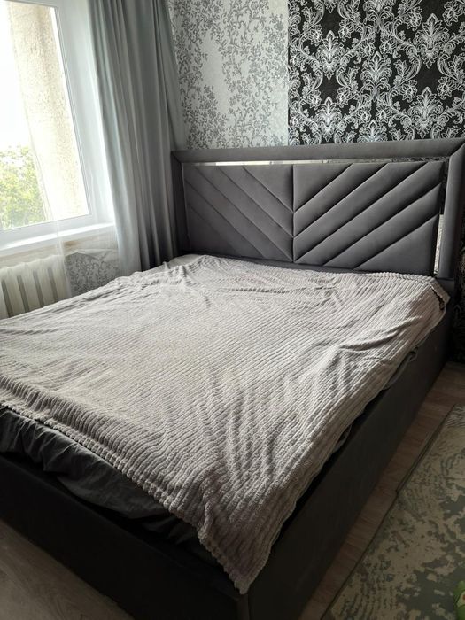 Кровать двухспальная