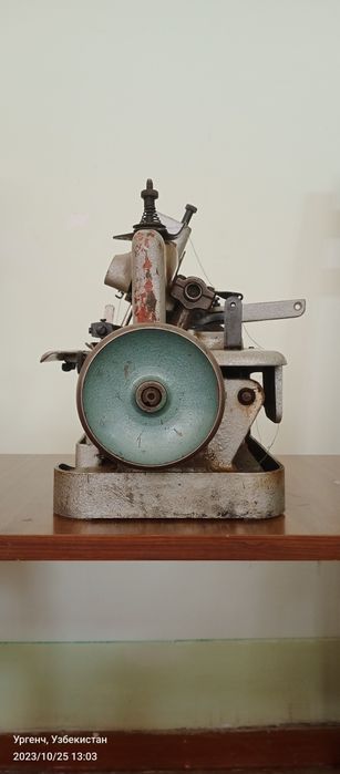 Оверлок промышленный