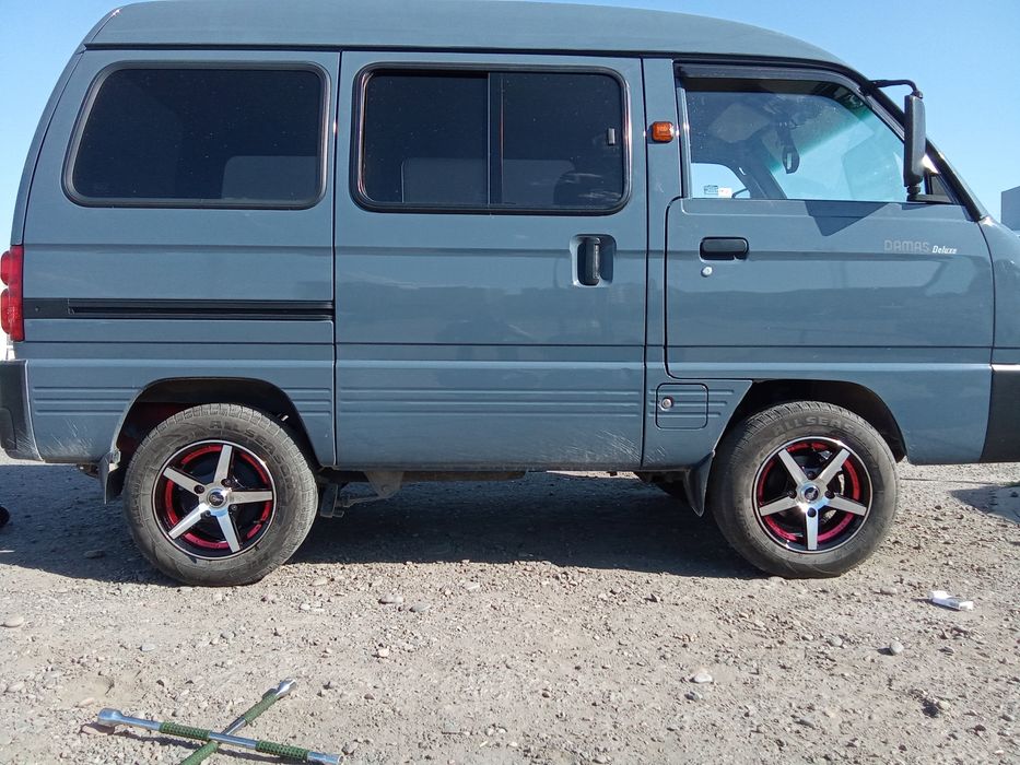 13 vossen diska damas labo matiz tushadi