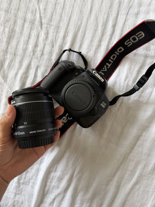 Фотокамера Canon EOS 650D